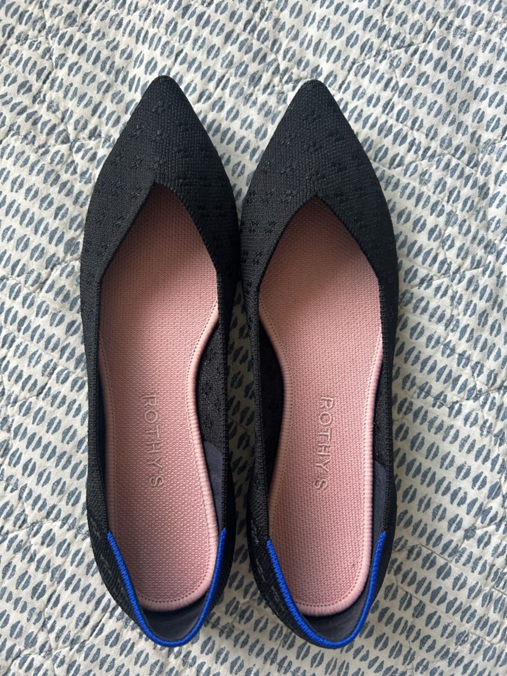 Rothy’s the Point metallic embroidered floral black pointy toe flats size 8.5